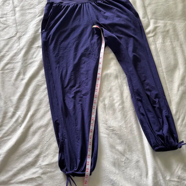 Lululemon Om Pants Purple High Rise Yoga‎ Joggers Adjustable Hem Size 6 - Image 12