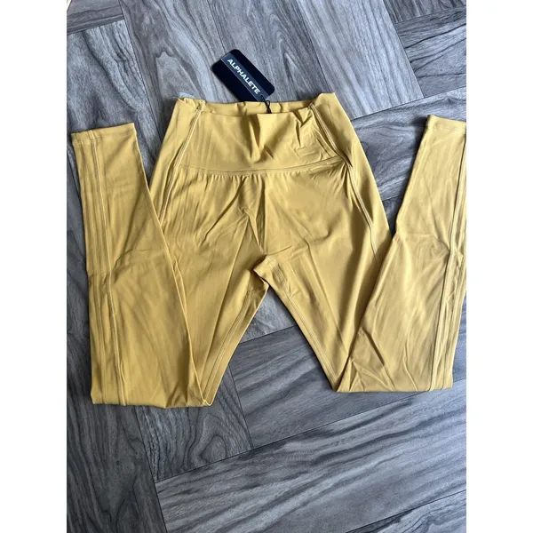 Alphalete Women's Pulse Kinetic Legging - Exotic Yellow, Size Medium - Image 4