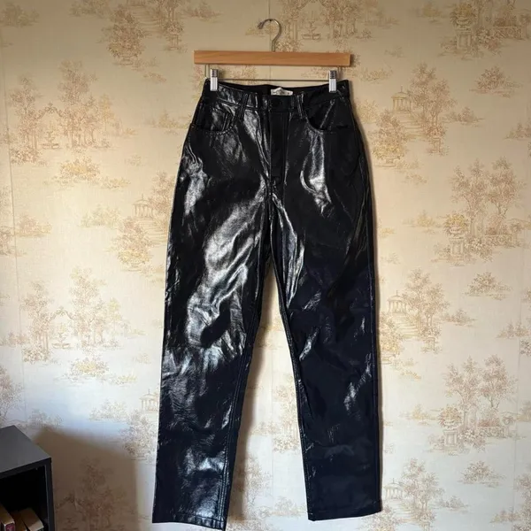 Abercrombie & Fitch 90s Straight Ultra High Rise Curve Love vegan leather pants - Image 3