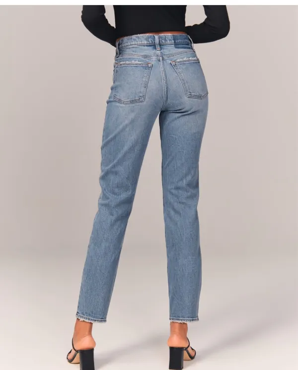 High-Rise Mom Abercrombie Jeans - Image 4