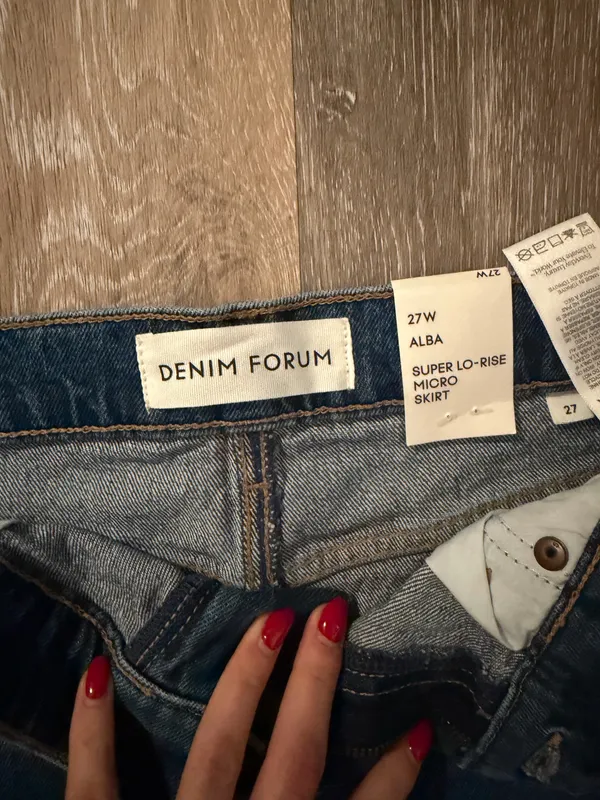 Aritzia Denim Forum - Image 3
