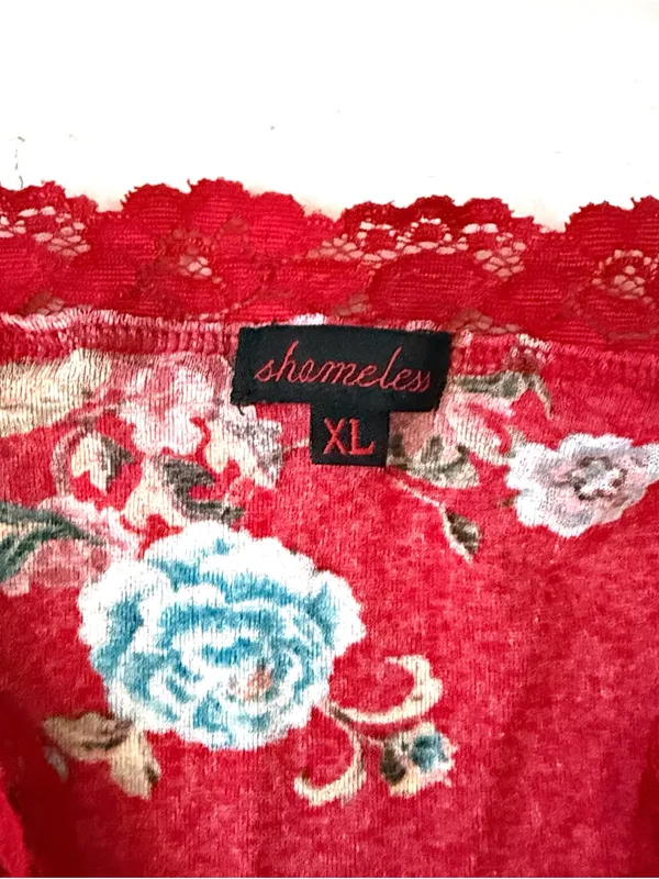 Women’s XL Red Floral Lace Shirt Top Capped Shoulder Size X Large - Image 2