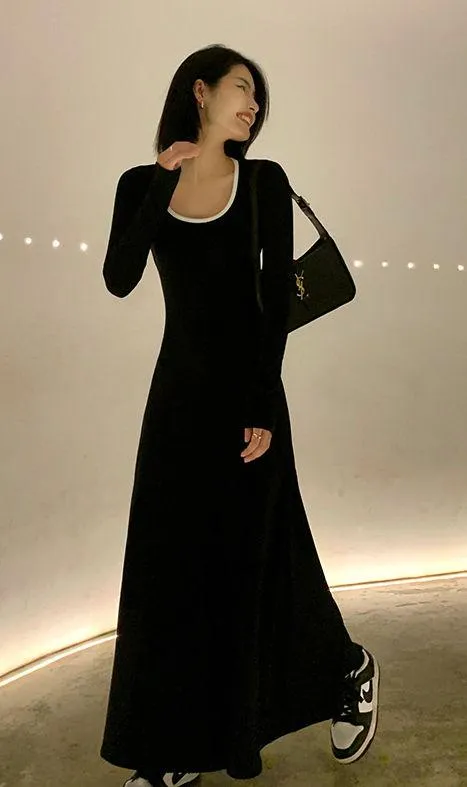 Black Long Sleeve Contrast-Trim Maxi Dress - Image 4