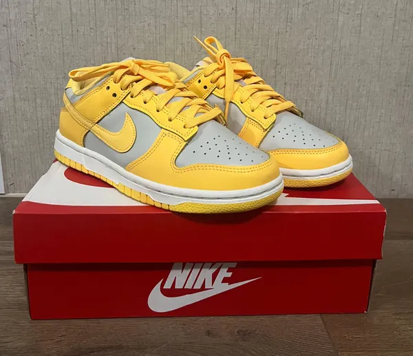 Nike Dunk Low Light Bone/citron Pulse- Sail - Image 2