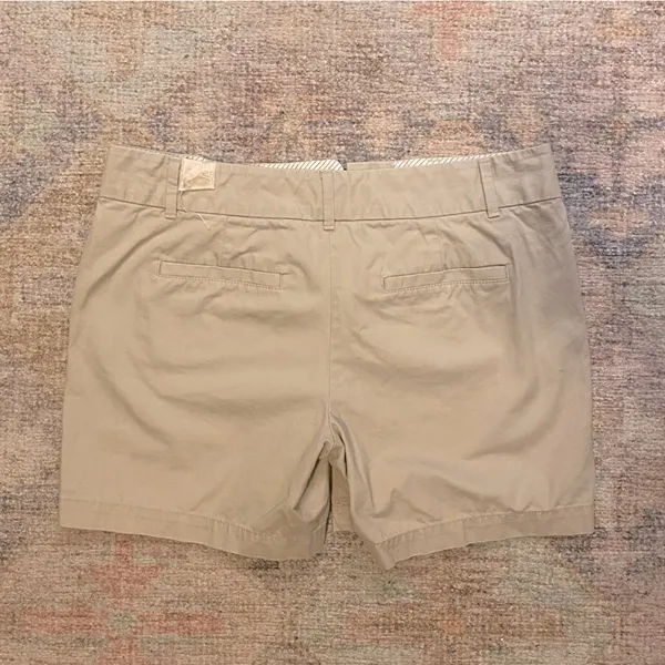 NWOT 100% Cotton 6” Inseam Classic Khaki Chino Shorts - Image 6