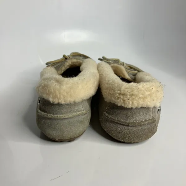 UGG Solana loafer slippers pewter gray shearling lined women's size‎ 10 cozy - Image 5