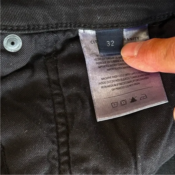 EUC 7 For All Mankind Isola Flare Jeans Black Size 32 - Image 7
