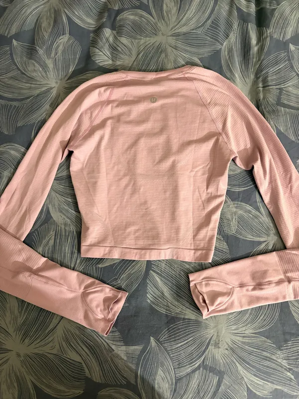 Lululemon Swiftly Tech Cropped Long Sleeve - Image 2
