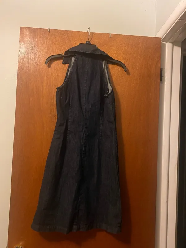 I-N-C International Concepts Sleeveless Dark Denim Button-Front Dress. Size 2 - Image 2