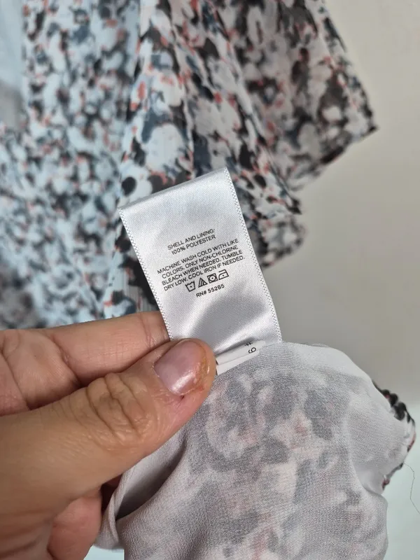 Express Floral Print Short Sleeve Blouse - Image 7