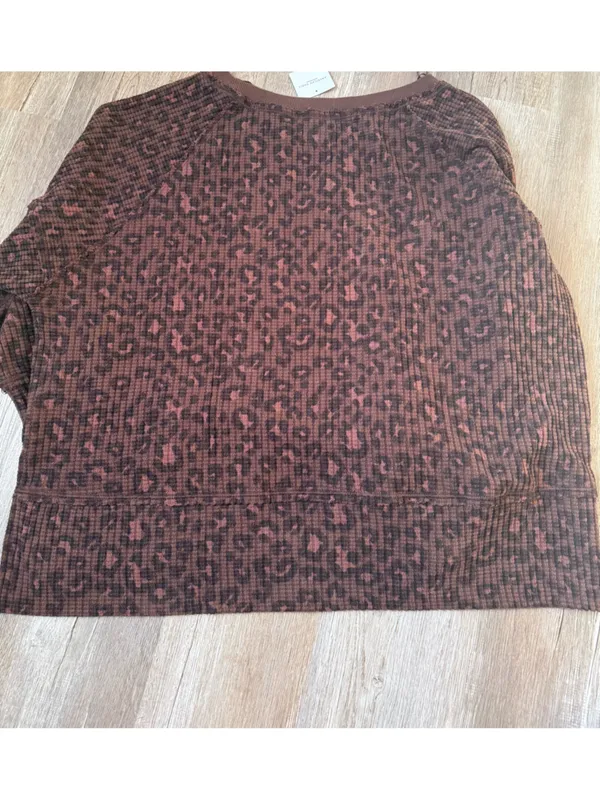 American Eagle Big Hug Leopard Waffle Knit Crewneck Sweatshirt Brown Black XXL - Image 8