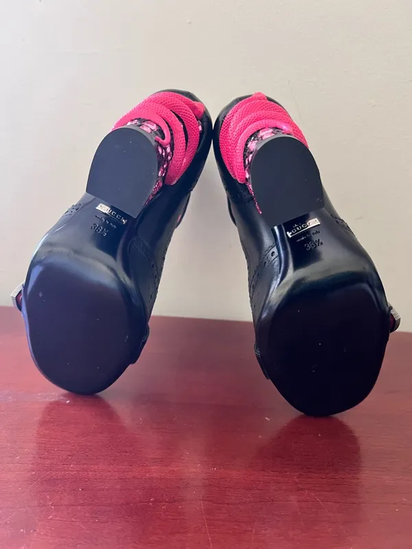 NEW Gucci Queercore Crystal Embellish Brogue Snake Heel Pumps Size 38.5 RARE - Image 11