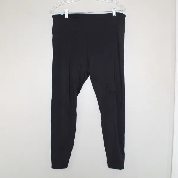 Joylab Black High Waisted Leggings — Extra Large - Image 4