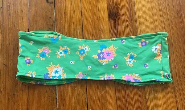 Frankies Bikinis bandeau Top - Image 2