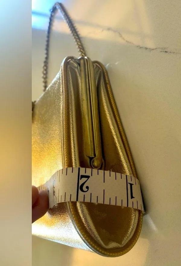 Vintage Metallic Gold Evening / Special Occasion Clutch Purse Handbag Wristlet - Image 8