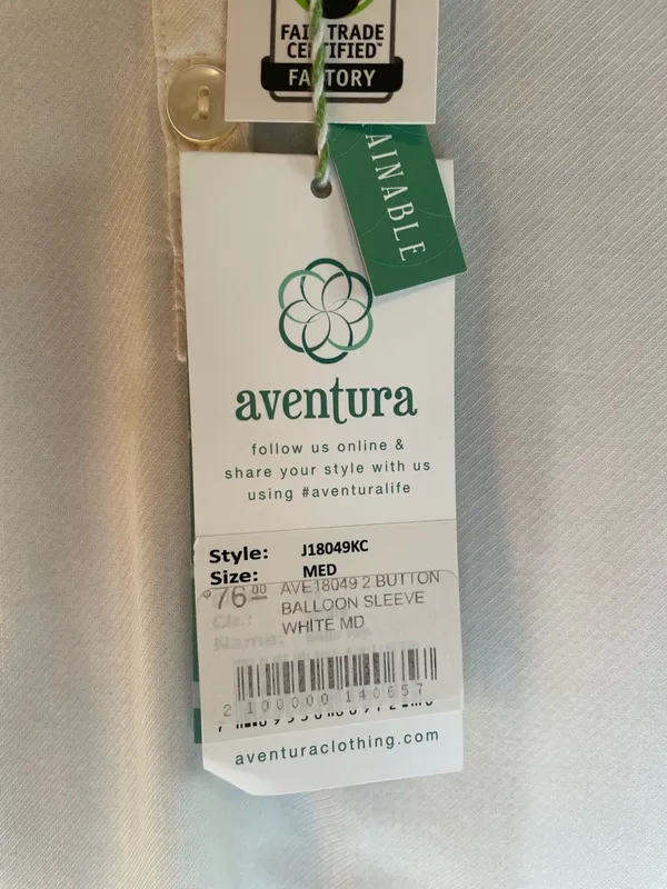 Aventura balloon sleeve Tencel top NWT - Image 6