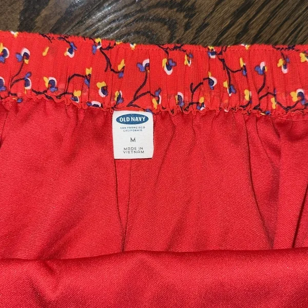 Old Navy Red floral Pleated Skater Mini Skirt size medium - Image 5