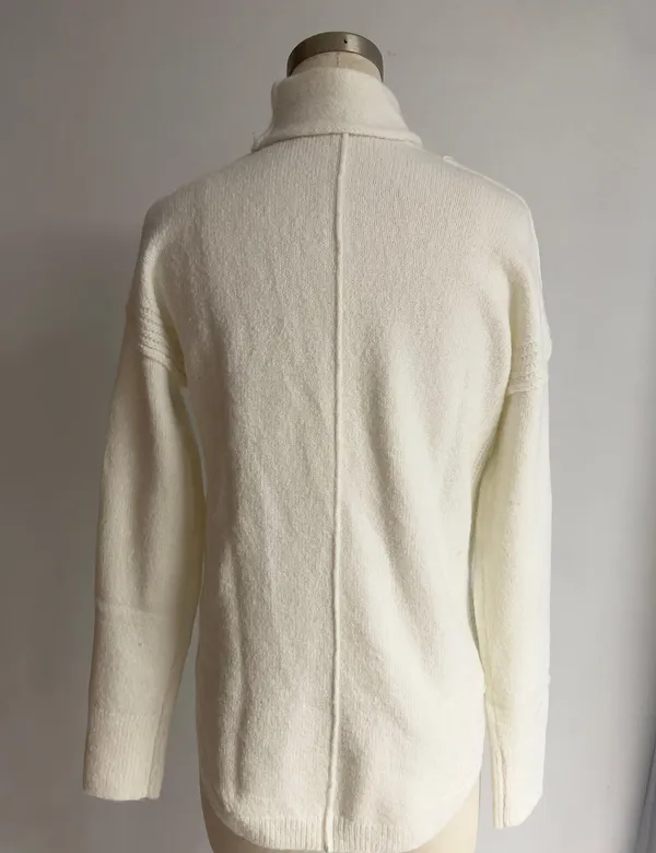 Gap Slouchy Turtleneck Sweater NWOT - Image 6