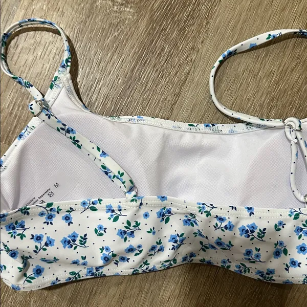NWT women’s medium floral bikini Blue - Image 2