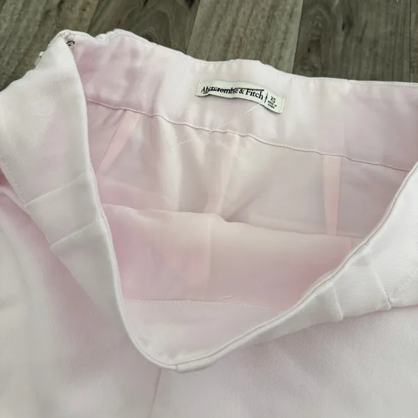 Abercrombie & Fitch Light Pastel Pink Tailored Mini Skirt Size XS NWOT - Image 4