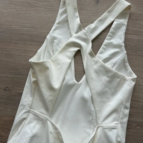 Free People NWT White V Neck Bodysuit - Image 7
