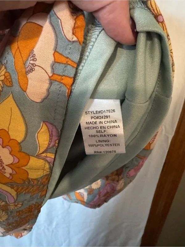 Entro Floral Boho Drawstring Waist Dress – Size M V‑Neck Long Sleeve - Image 4