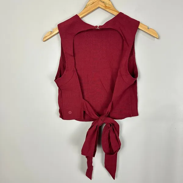 Halara Open Tie Back Burgundy Rayon Athletic Top Size Small Yoga Pilates - Image 2