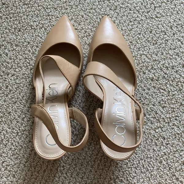 NEW Calvin Klein Slingback Nude Pumps Heels Wrap Around Kitten Mary Janes Sz 8 - Image 4
