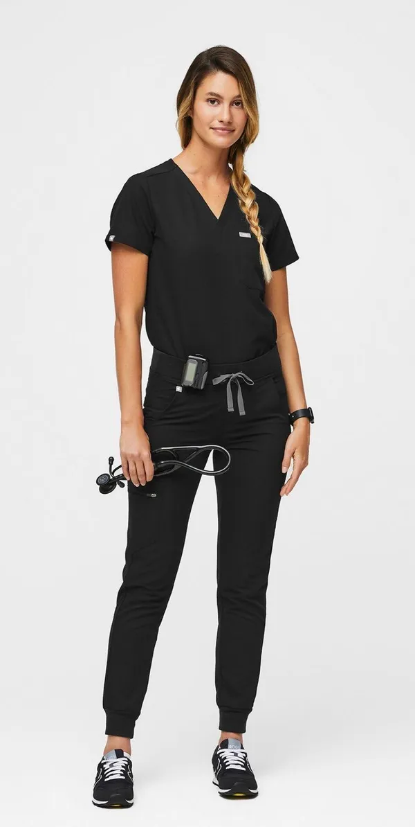 FIGS Zamora Jogger Scrub Bottoms Black - Image 4