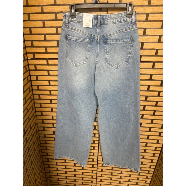 Time And Tru High‎ rise Wide Leg Jeans Size 2 - Image 2