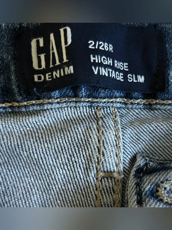 GAP Women’s Skinny Jeans in Medium Blue Wash Vintage Slim Sz 26R high rise - Image 3