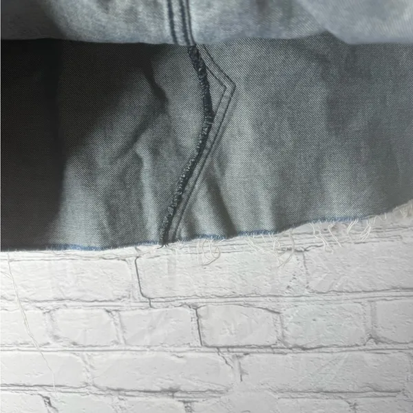 Abercrombie & Fitch Blue Denim Skirt size 32 - Image 8