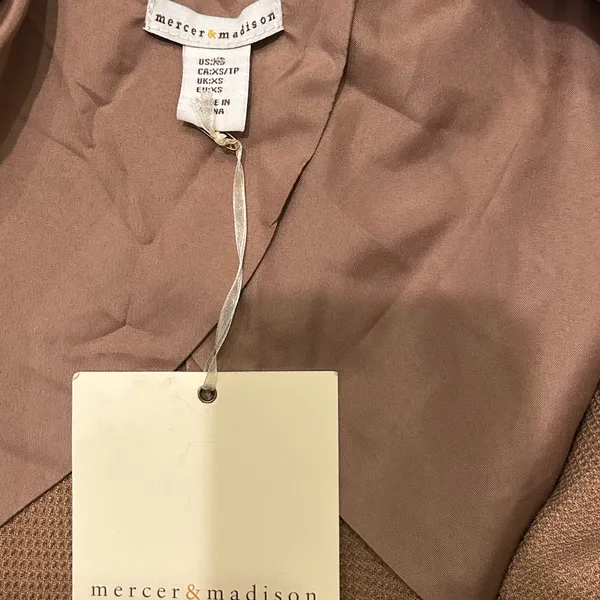 Mercer & Madison tan waffle knit fitted blazer suit jacket NWT woman’s XS - Image 6