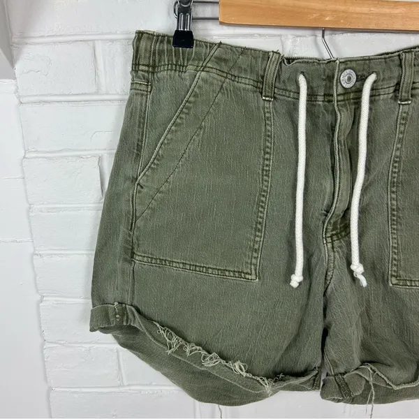 American Eagle Green Relaxed Casual Denim Shorts Size 14 - Image 4