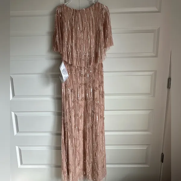 Mac‎ Duggal Embellished Cap Sleeve Sequin Flutter Sleeve Column Gown - NWT - Image 9