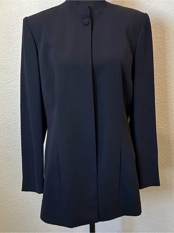 Vintage Jones New York One button Blazer - Image 2
