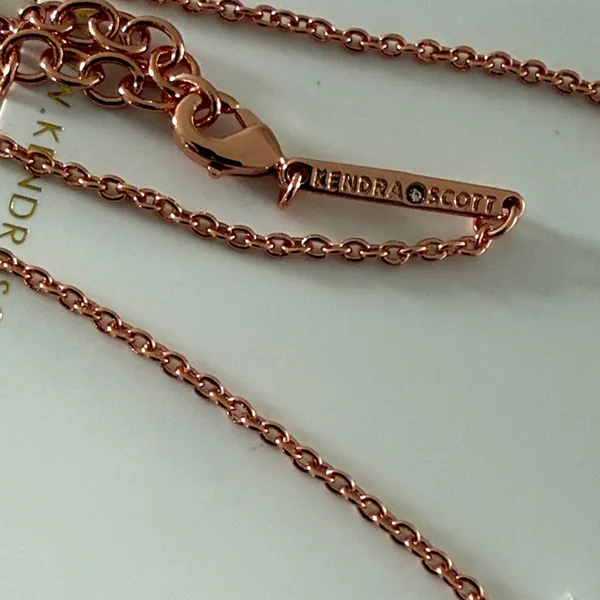 Kendra Scott Elisa short pendant necklace in rose gold New - Image 5