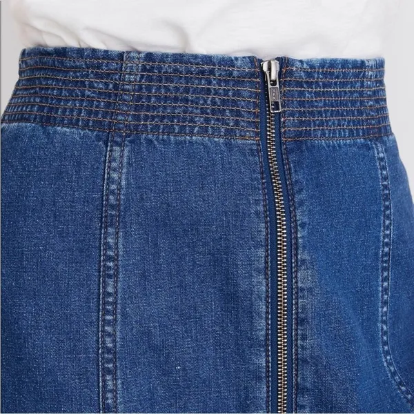 Madewell - Rigid Denim Zip Midi Skirt‎ in Farley Wash - Size 25 - Image 4