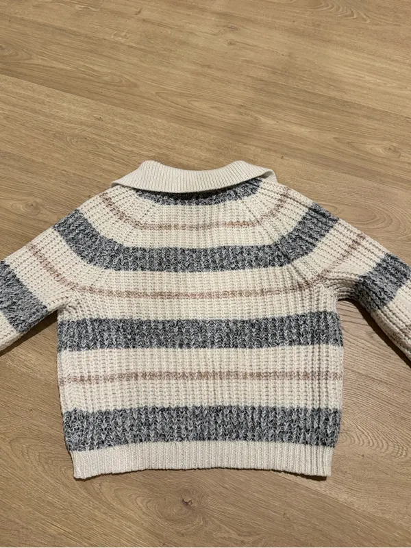 Universal Thread Striped Knit Collar Sweater - Image 3