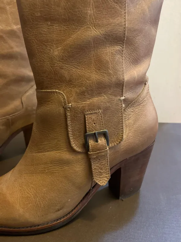 Ariat Leather Tall Shaft Gold Coast Boot / Honeycomb - Image 2