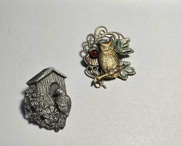Lot of 2 Bird House And An Owl Brooch Pins 1 By Birds & Blooms 1997 - Image 2