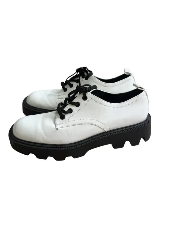 ZARA White Laceup Platform Oxfords Size 38 / 7.5 - Image 2