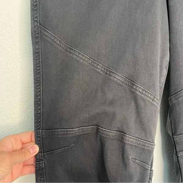 Spanx Stretch Twill Cargo Jogger large - Image 5