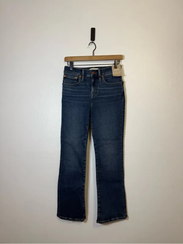 Madewell Kick Out Crop Jeans in Lenoir Wash - Image 2