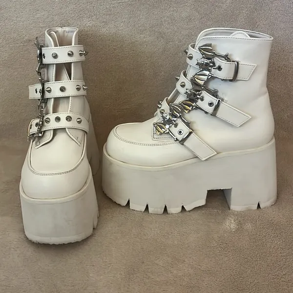 Demonia Ashes-55 Boots - Image 2