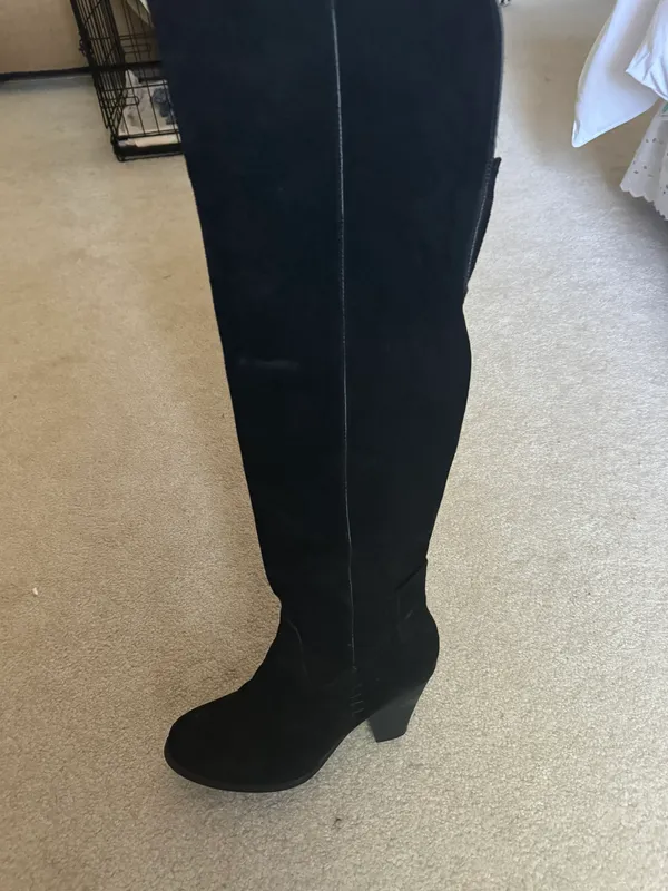 MIA Knee High Black Suede Boots - Image 4