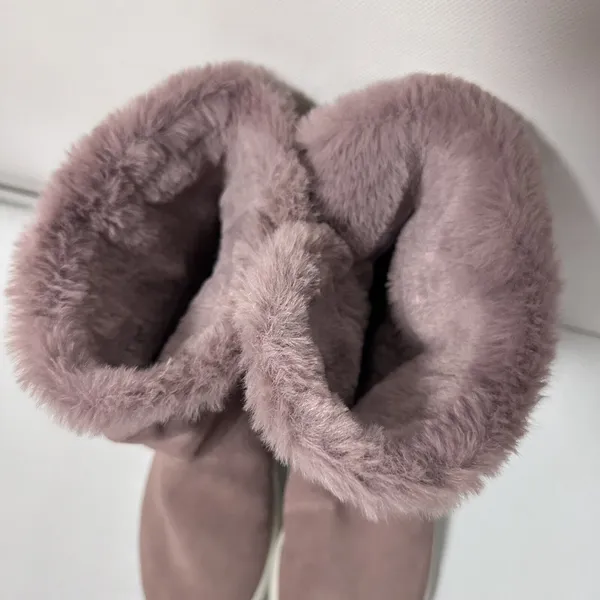 Skechers Boots Womens 6 Mauve On The Go City 2 Goga Mat Faux Fur Suede Snow - Image 4