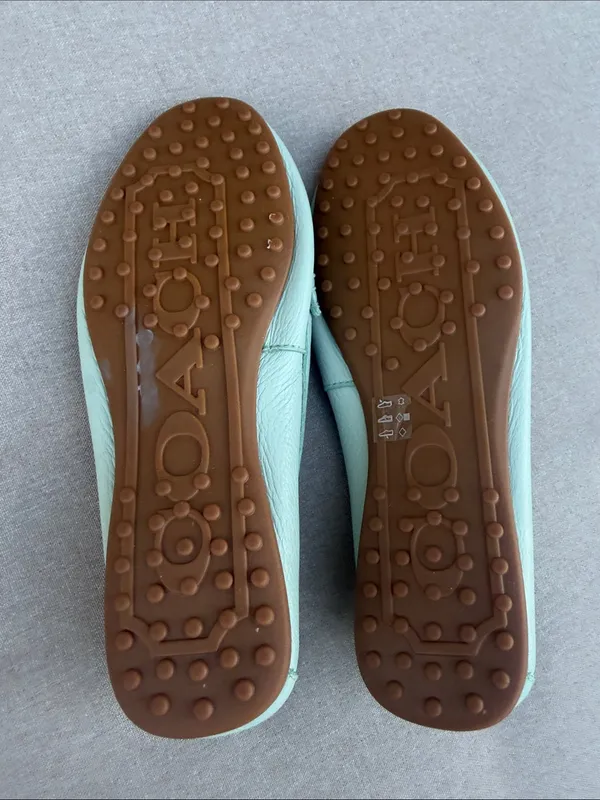 Coach Mint Green Leather Loafers size 6.5 NEW - Image 4