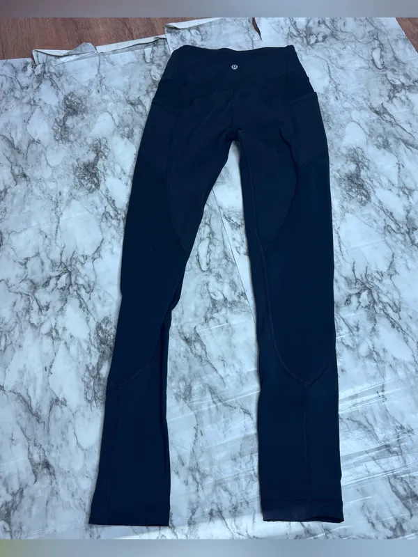 lululemon athletica black High Rise Performance Leggings size 4 - Image 6
