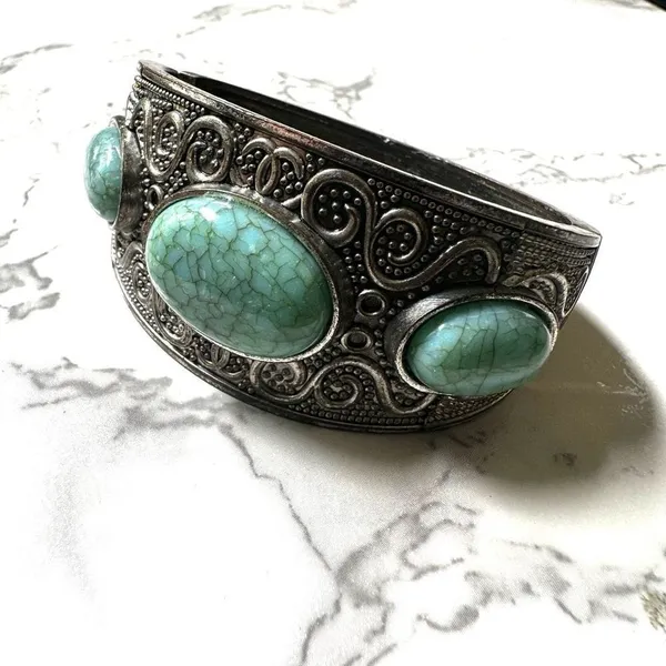 Faux turquoise silver engraved clamper bracelet Blue - Image 2